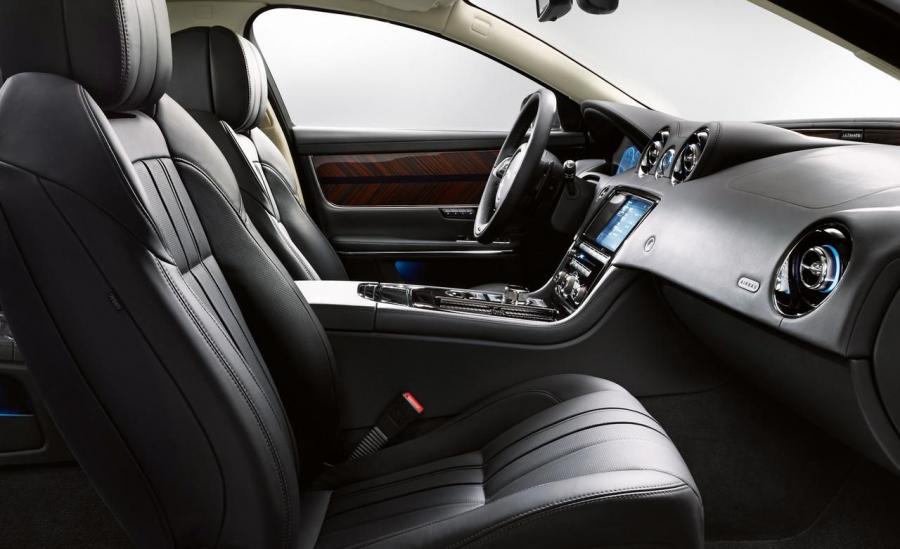  Jaguar XJ Ultimate 2013 года  (фото 11 из 29)